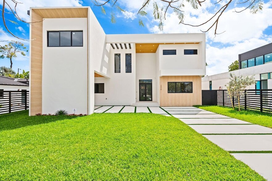 Photo - 2324 SW 26th Street Unit