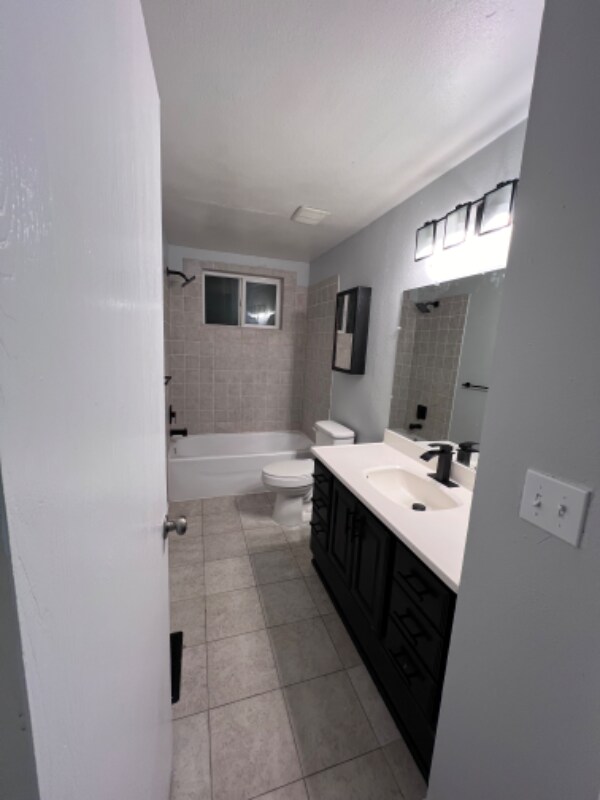 Building Photo - 5202 E 108th Pl