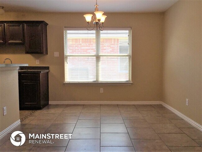 Building Photo - 7648 Rainbow Creek Dr