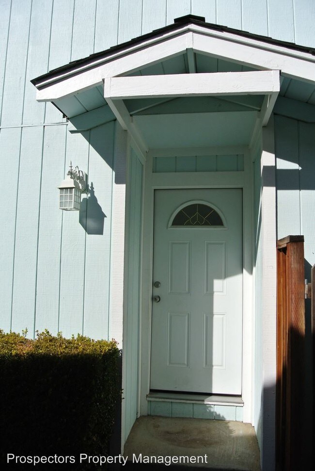Foto del edificio - 17280 Markross Ct