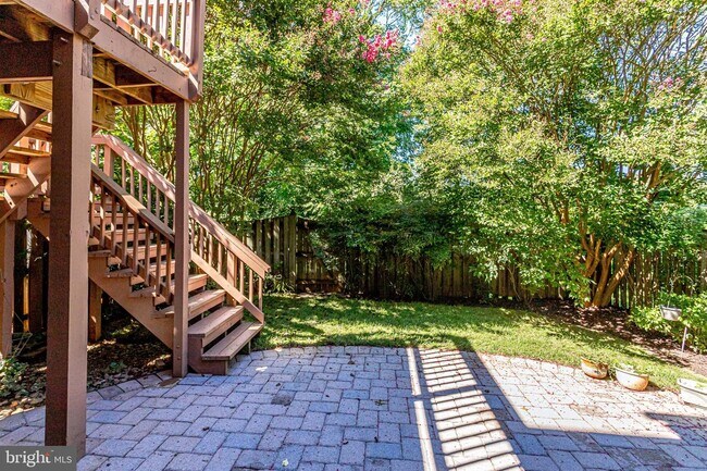 Building Photo - 6812 McLean Province Cir
