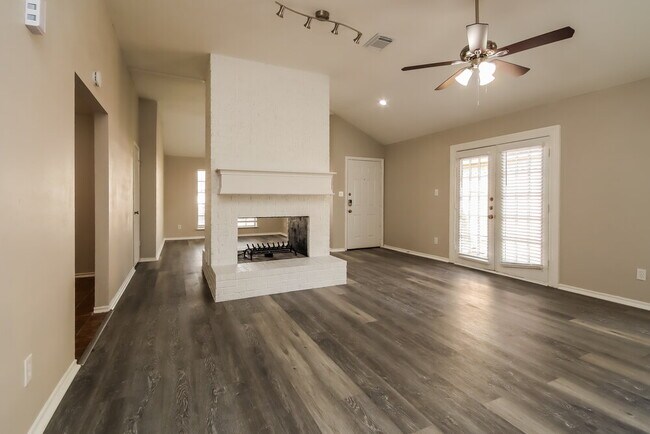 Building Photo - 13835 Aspen Hollow Ln