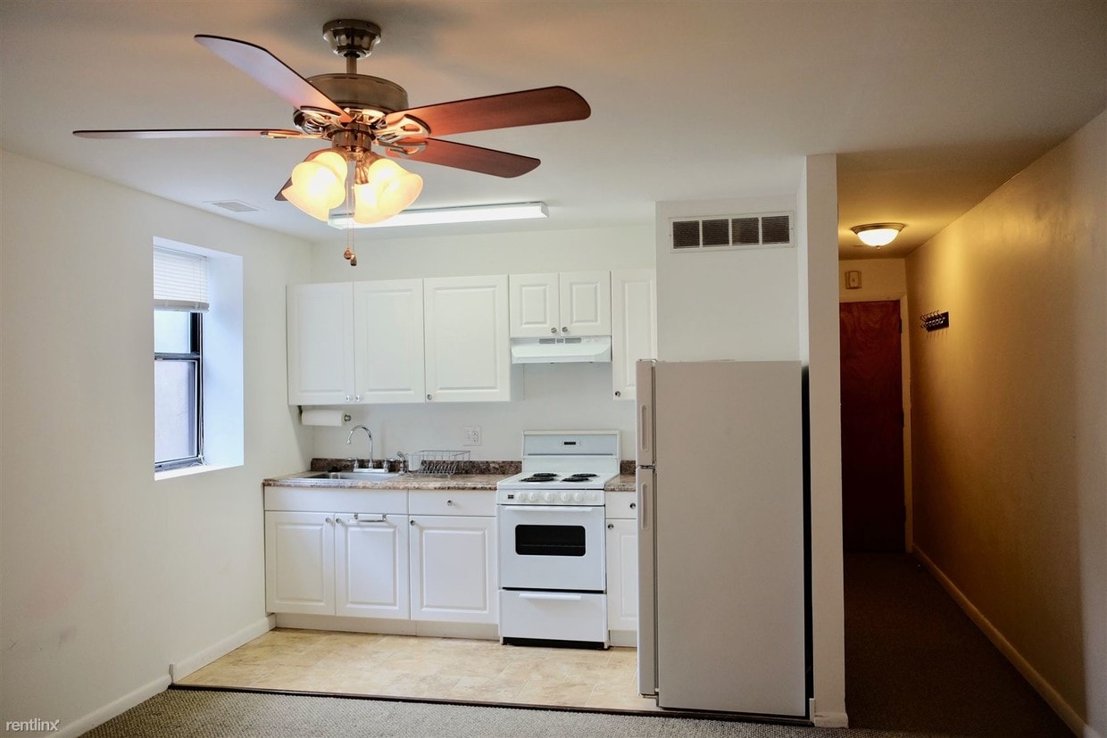Primary Photo - 1 br, 1 bath Apartment - 1928 South Street