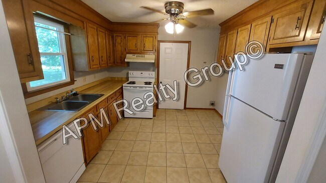 Foto del edificio - Three-bedroom house in Irmo