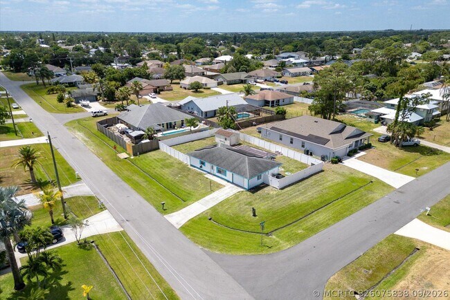 Foto del edificio - 1430 SE Ocean Ln