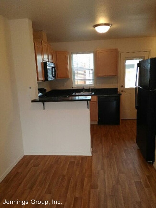 60 Owosso Dr, Eugene, OR 97404 Room for Rent in Eugene, OR