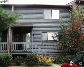 Building Photo - 131 Harvest Dr
