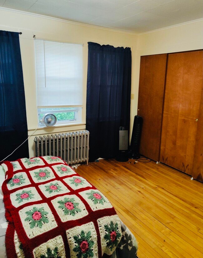 Building Photo - 27 Tremont St