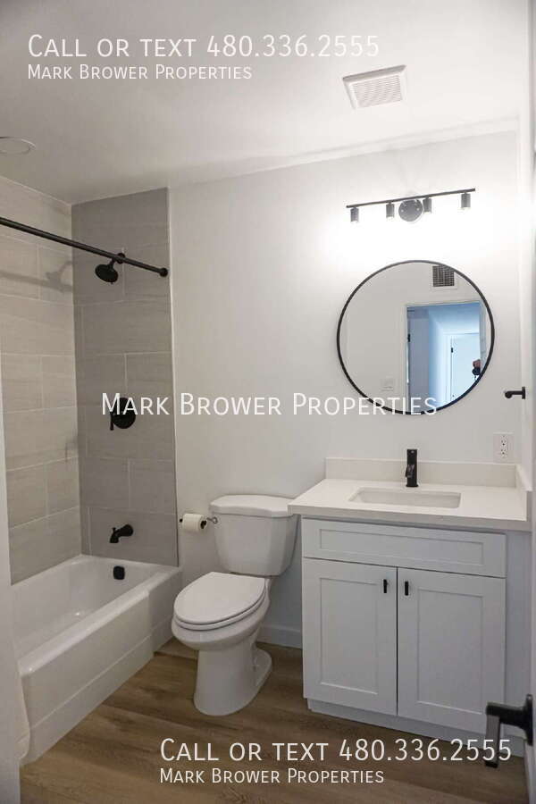 Foto del edificio - 713 S Darrow Dr