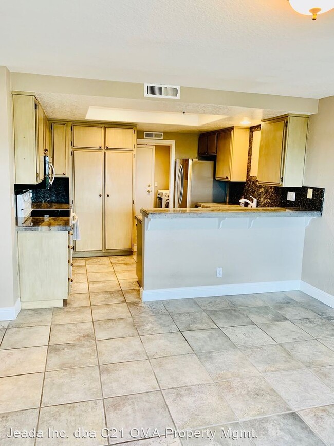 Building Photo - 3 br, 2.5 bath House - 2304 VIA CHALUPA