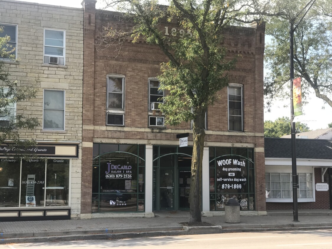 Primary Photo - 137 S Batavia Ave