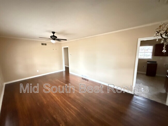 Foto del edificio - 3994 Kenosha Rd