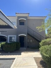 Building Photo - 10245 S Maryland Pkwy