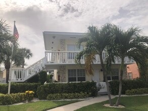 Building Photo - 325 Ocean Breeze
