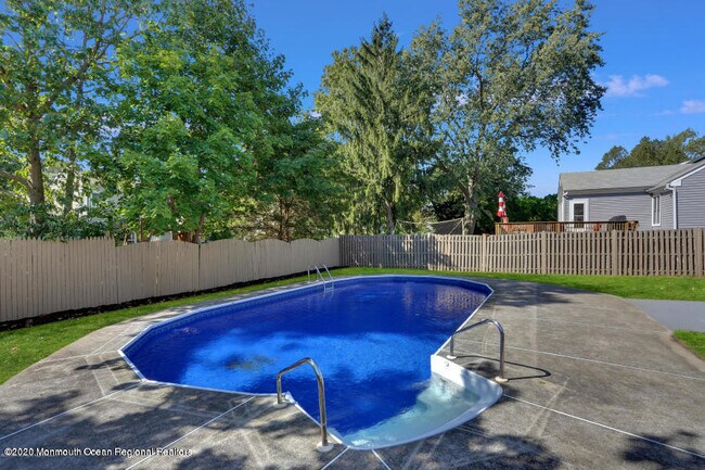 Building Photo - 18 Branch Rd