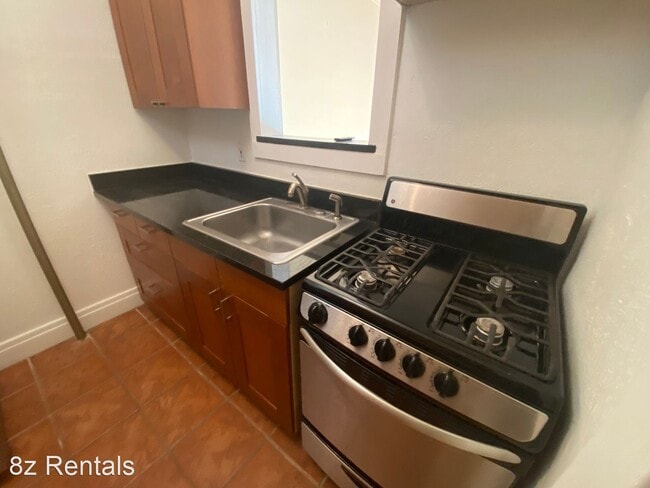 Building Photo - 1 br, 1 bath House - 1340 N Emerson St #3