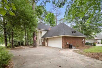 Building Photo - 14151 Buckingham Ln