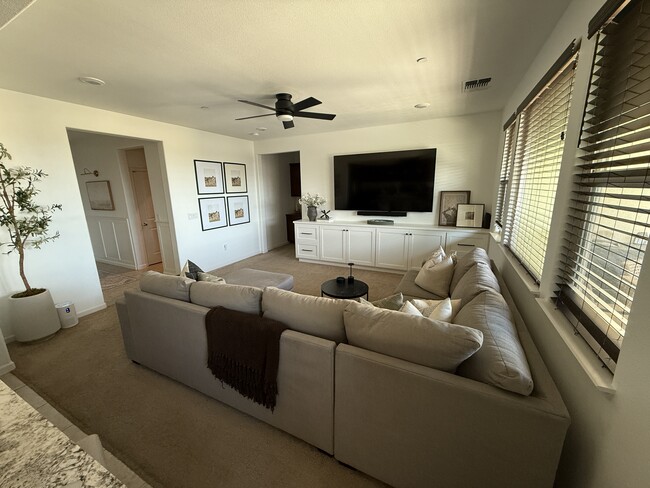 Building Photo - 614 Aromas Pl