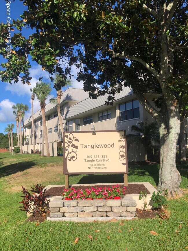 Foto del edificio - 315 Tangle Run Blvd