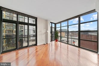 Building Photo - 2120 Vermont Ave NW