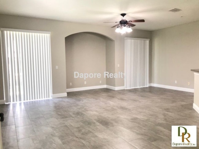 Foto del edificio - 5722 Baptist Camp Rd