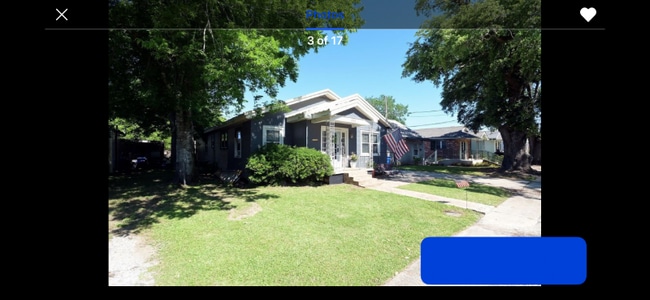 Building Photo - 522 St Charles St