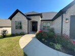 Primary Photo - Roomy 3/2 in Sherwood!