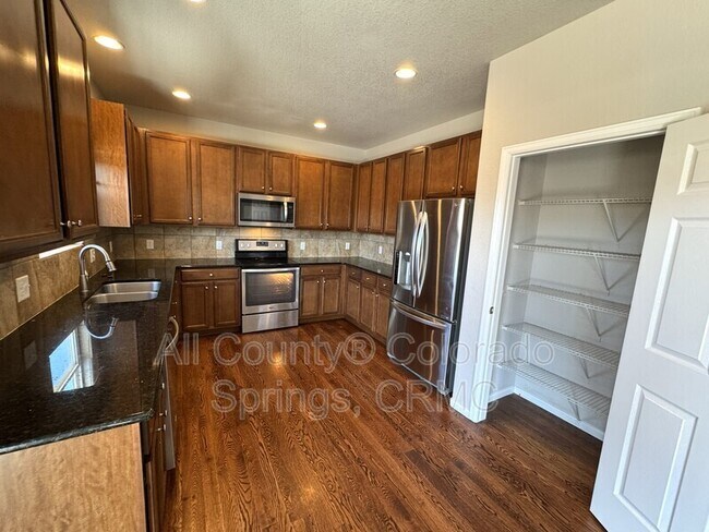Building Photo - 8128 Chasewood Loop