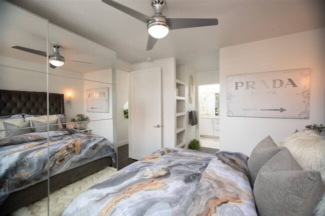 Building Photo - 3030 Wilson Ct