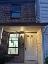 Building Photo - 225 W Leeds Ave