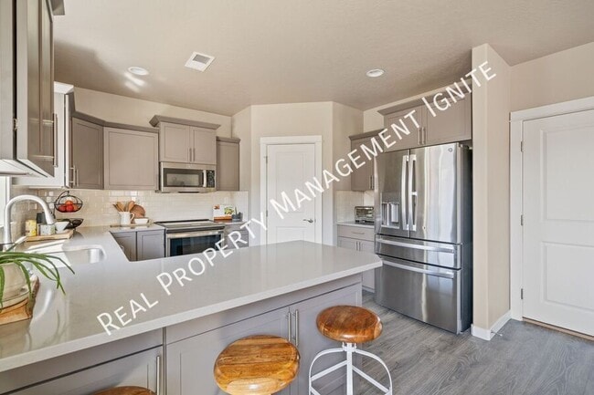 Building Photo - 20452 SE Senden Ln