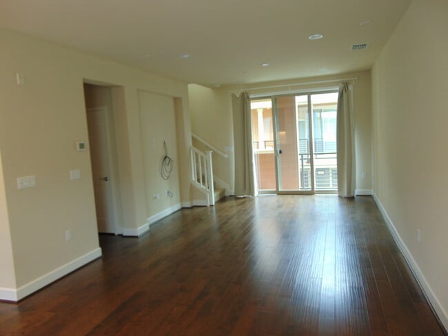 Foto del edificio - Beautiful Brand New Townhome in Sage Community