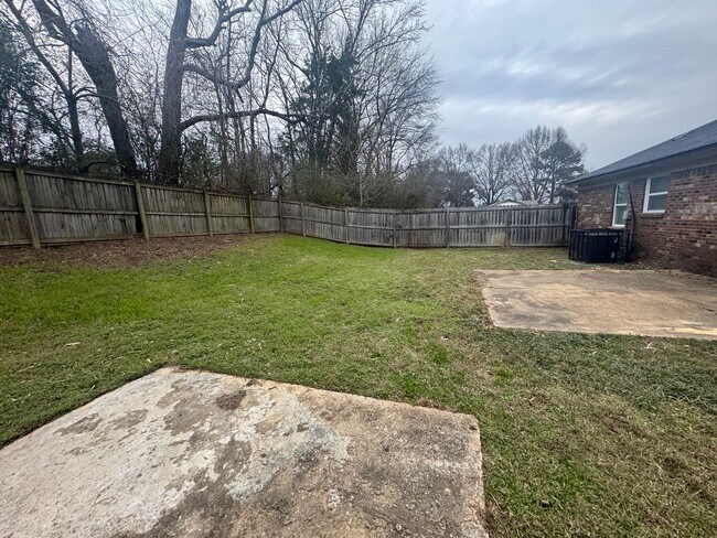 Foto del edificio - 5021 Appleville St