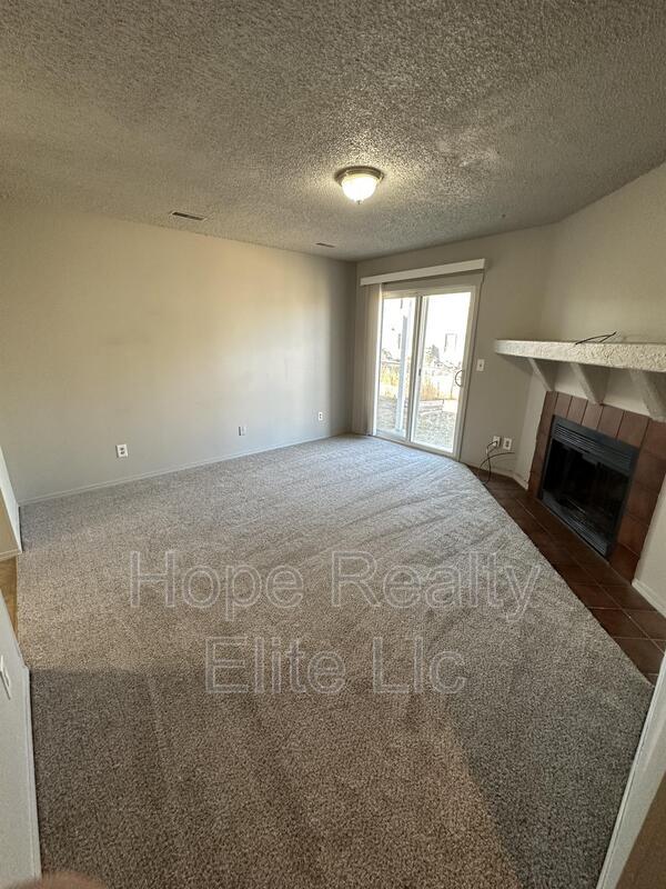 Building Photo - 1161 Mazatlan Cir