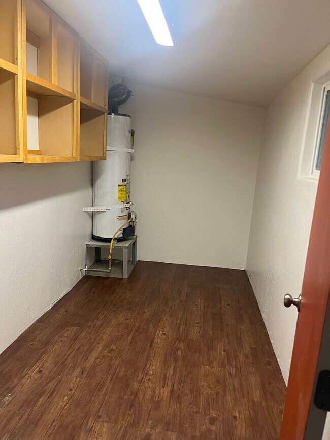 Foto del edificio - 623 N Gem St