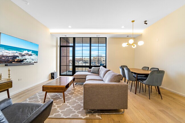 Foto del edificio - 522 N Western Ave