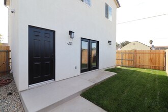 Building Photo - 200 Siler Ln