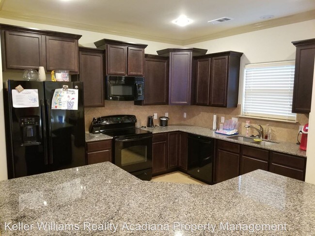 Foto del edificio - 3 br, 2 bath House - 111 Endicott