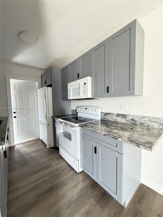 Building Photo - 26633 SW 138th Ct