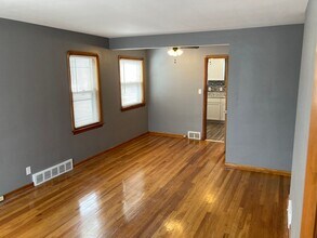 Building Photo - 6099 Ridge Rd