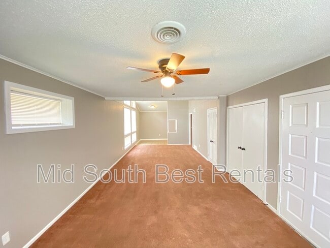 Building Photo - 2298 Cassie Ave