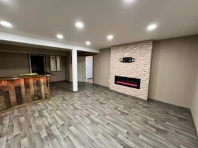 Foto del edificio - 1309 8th St NW