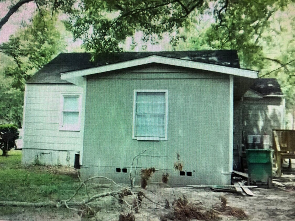 Building Photo - 1709 N Troup St