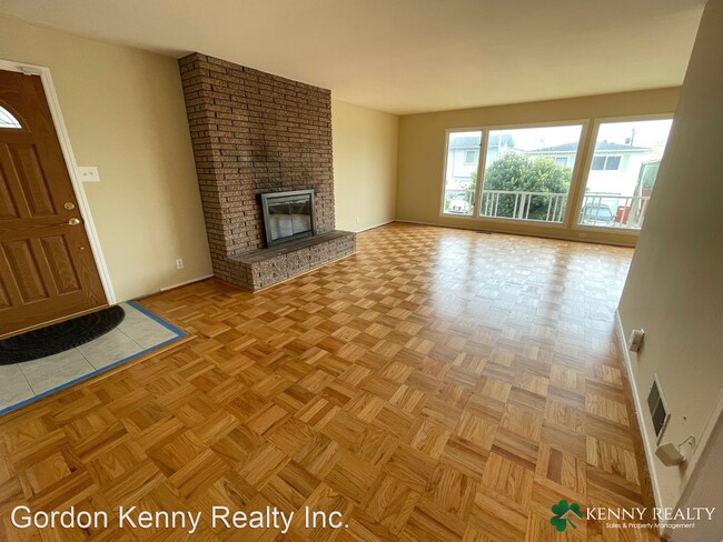 Building Photo - 4 br, 2 bath House - 23 Ridgefield Avenue