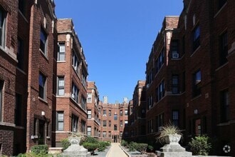 Building Photo - 4420 N Wolcott Ave
