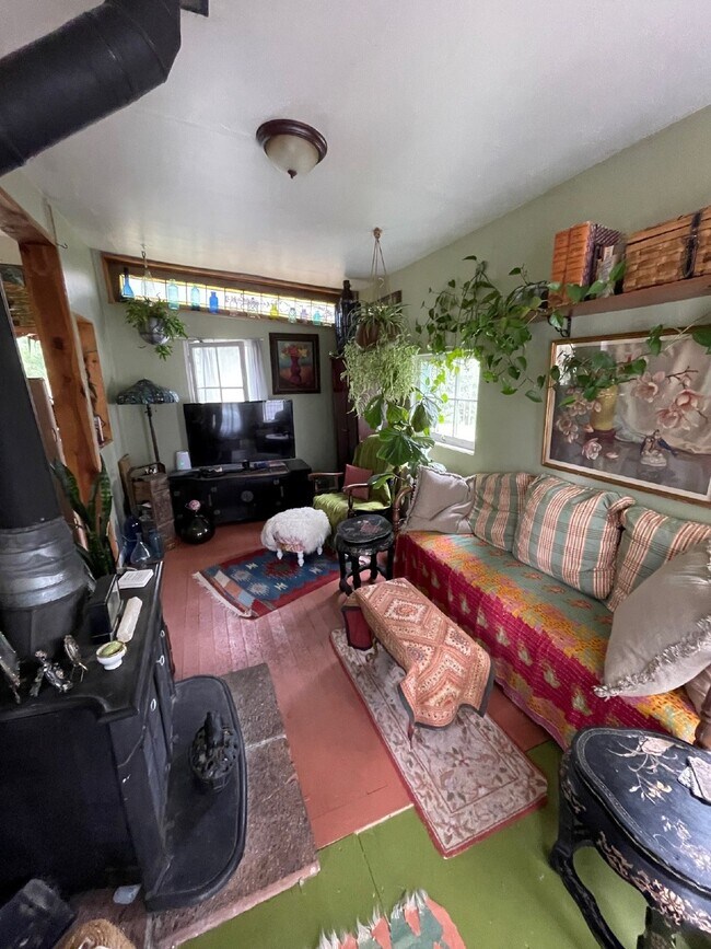 Foto del edificio - Super Cute Cabin in the Woods!