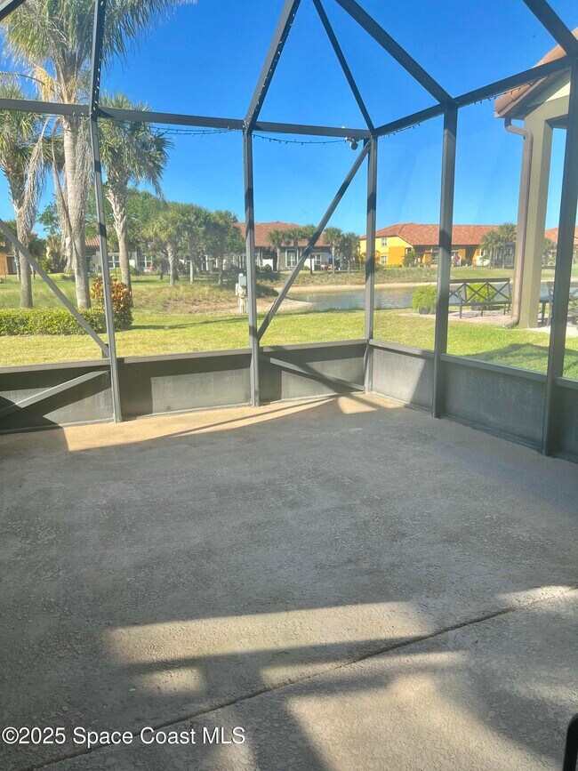 Foto del edificio - 146 Clemente Dr