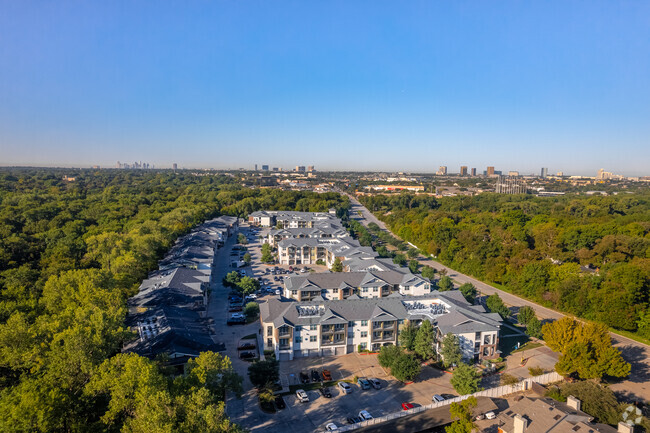 Aerial Photo - Century Lake Highlands