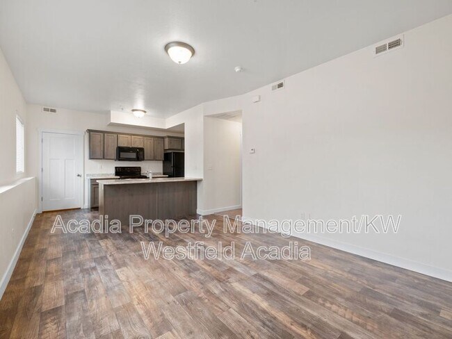 Foto del edificio - 656 W Meadow Dr