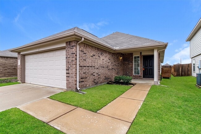 Building Photo - 24110 Avogadro Dr